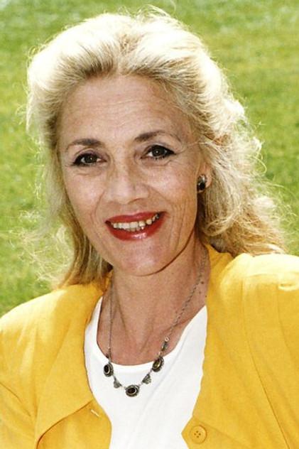 Shirley Stelfox - Actor Profile Photo