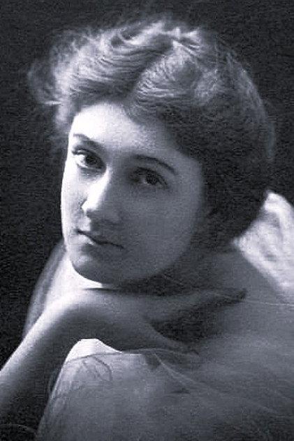 Alice Wilson - Actor Profile Photo