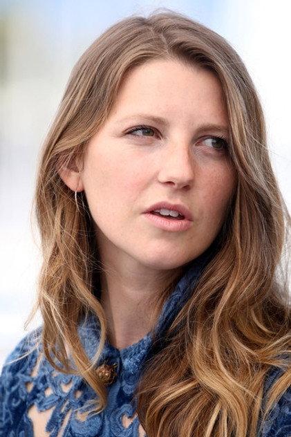 Celine Held - Actor Profile Photo