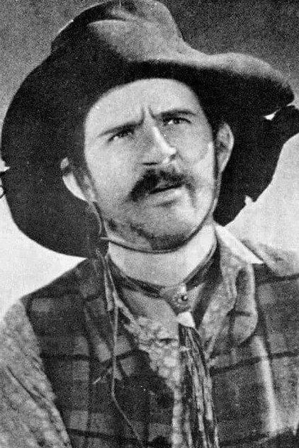 Slim Andrews - Actor Profile Photo