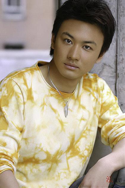 Shilong Yuan - Actor Profile Photo