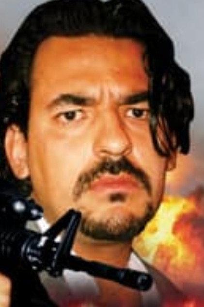 Carlos Samperio - Actor Profile Photo