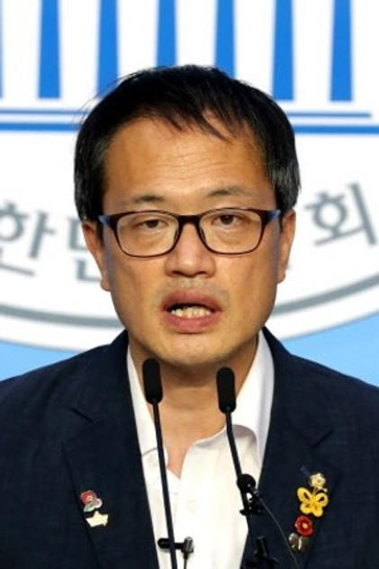 Park Joo-min - Actor Profile Photo