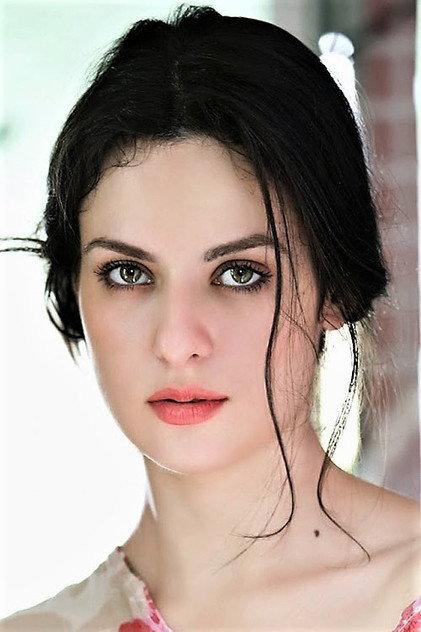 Elena Kazan - Actor Profile Photo
