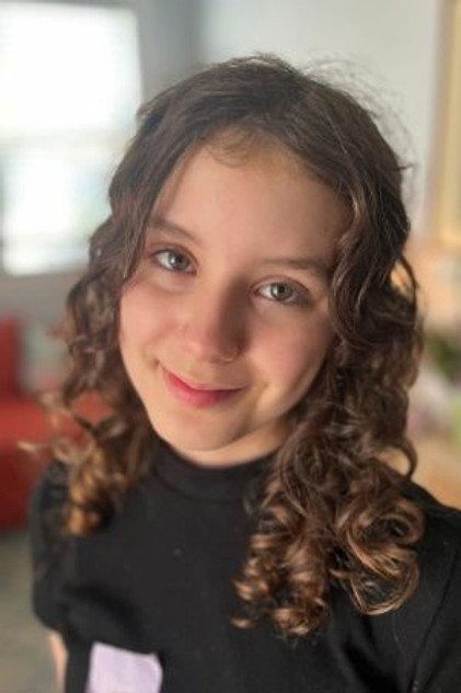 Violet Macdonald - Actor Profile Photo