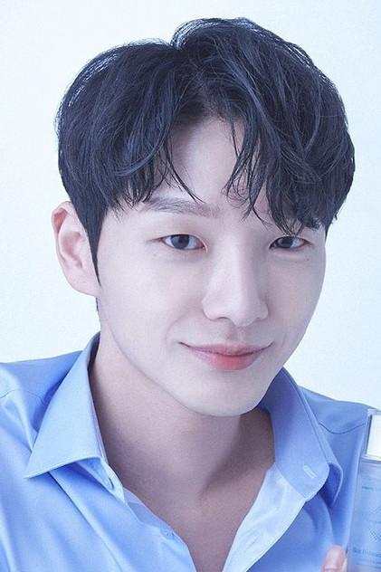 Zo Zee-an - Actor Profile Photo