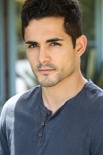 Gabriel De Santi - Actor Profile Photo