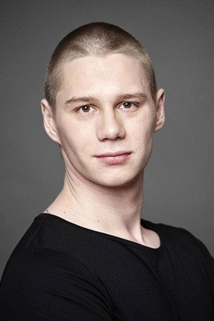 Timon Šturbej - Actor Profile Photo