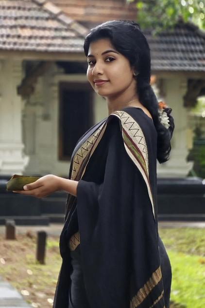 Neha Unnikrishnan - Actor Profile Photo