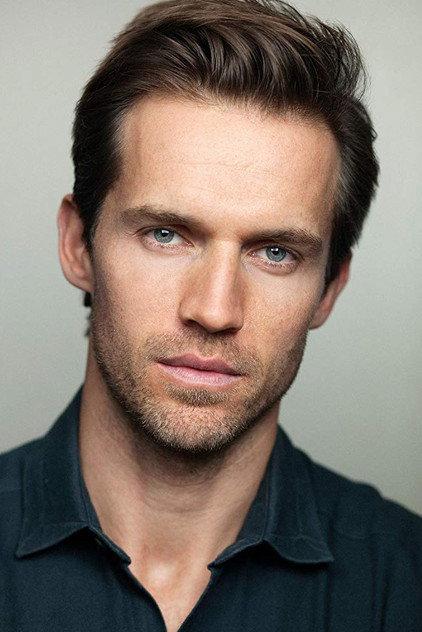 Andrew Cooper - Actor Profile Photo