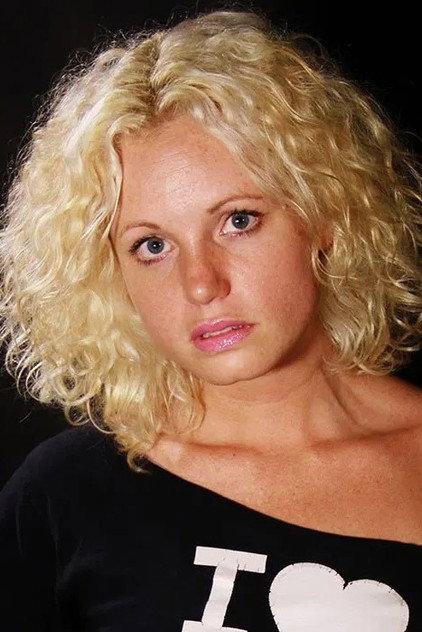 Ellie Church - Actor Profile Photo