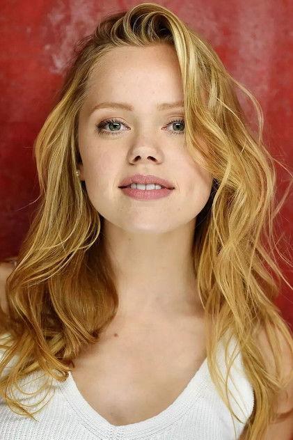 Annalisa Cochrane - Actor Profile Photo