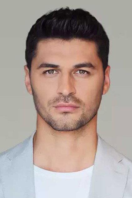 Emre Dinler - Actor Profile Photo