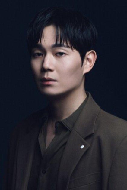 Ryu Kyung-soo - Actor Profile Photo