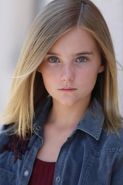 Lexie Lovering - Actor Profile Photo