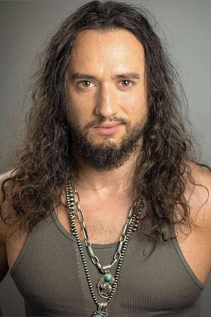 Tyler Gallant - Actor Profile Photo