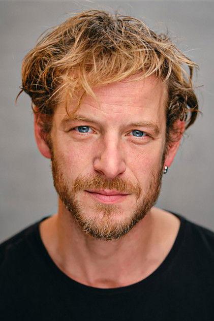 Thomas Coumans - Actor Profile Photo
