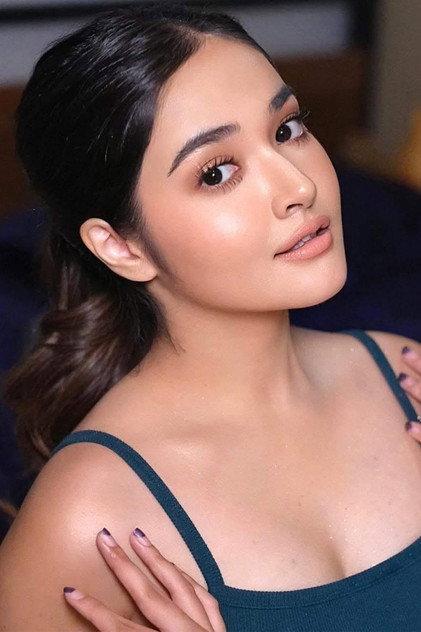 Jasmine Elfira - Actor Profile Photo