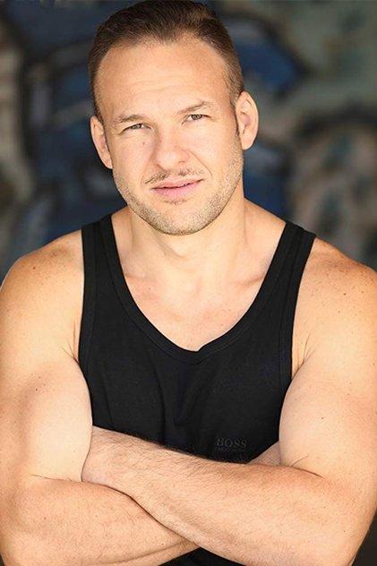 Alfredo Tavares - Actor Profile Photo