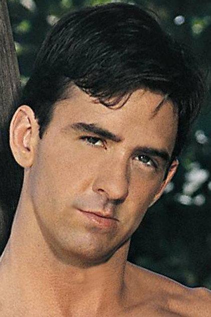 Tom Chase - Actor Profile Photo