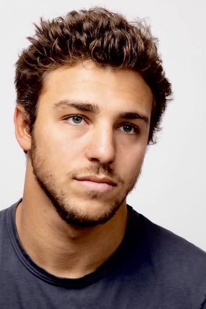 Tanner Zagarino - Actor Profile Photo
