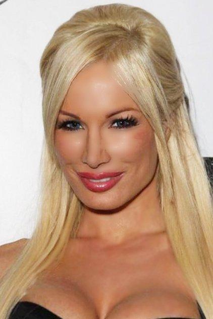 Lana Kinnear - Actor Profile Photo