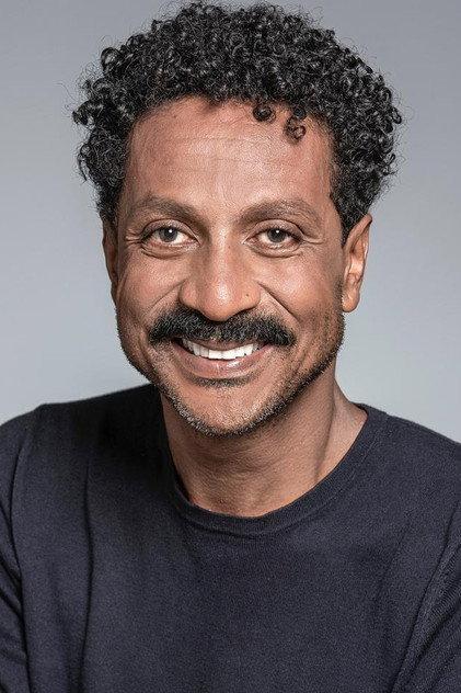 Luis Miranda - Actor Profile Photo