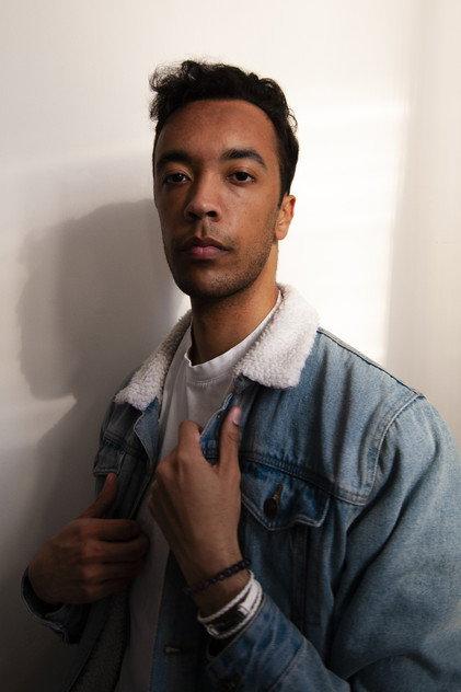 Alec Angus - Actor Profile Photo
