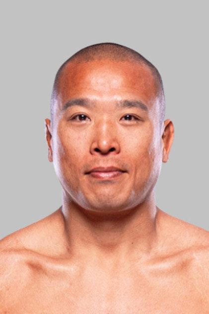 Jun Yong Park - Actor Profile Photo