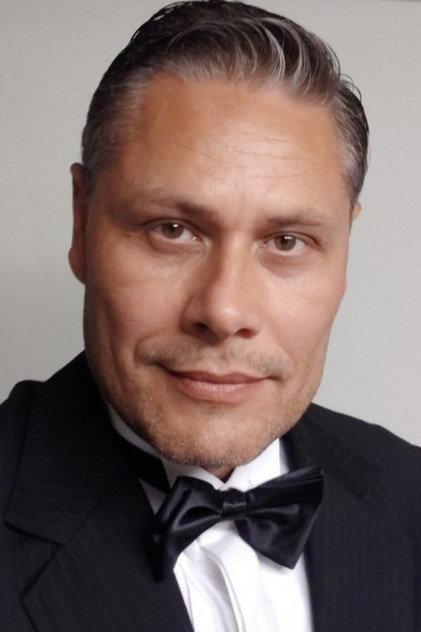 Andras Sunyi - Actor Profile Photo