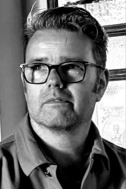 Sean Phillips - Actor Profile Photo
