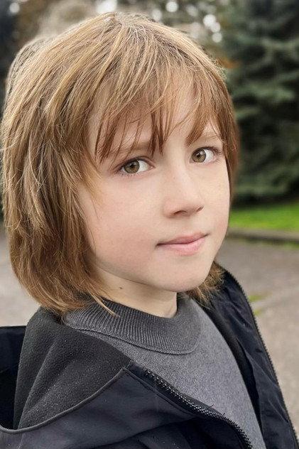 Skye Little Wing Dimova-Saw - Actor Profile Photo