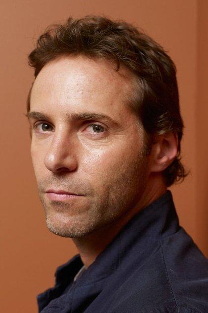 Alessandro Nivola - Actor Profile Photo