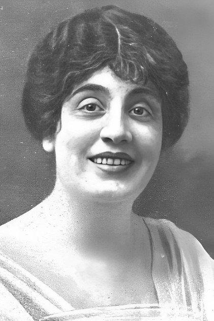 Antonia Plana - Actor Profile Photo