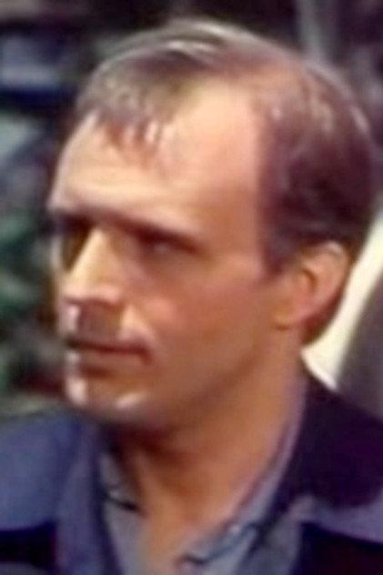 Douglas Wood - Actor Profile Photo