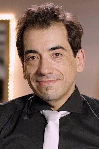 Daniel de la Vega - Actor Profile Photo