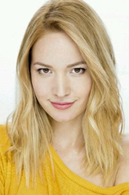 Alina Nastase - Actor Profile Photo