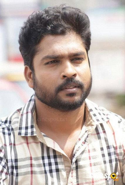 R. S. Karthik - Actor Profile Photo