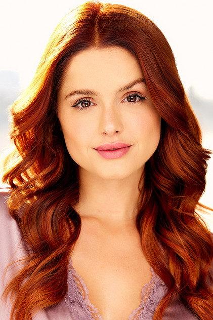 Camila Senna - Actor Profile Photo