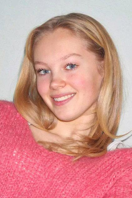 Ameli Olving Sælevik - Actor Profile Photo
