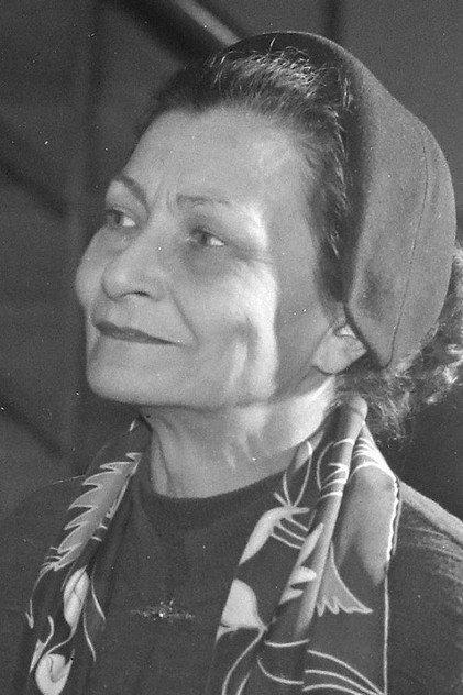 Viola Orbán - Actor Profile Photo