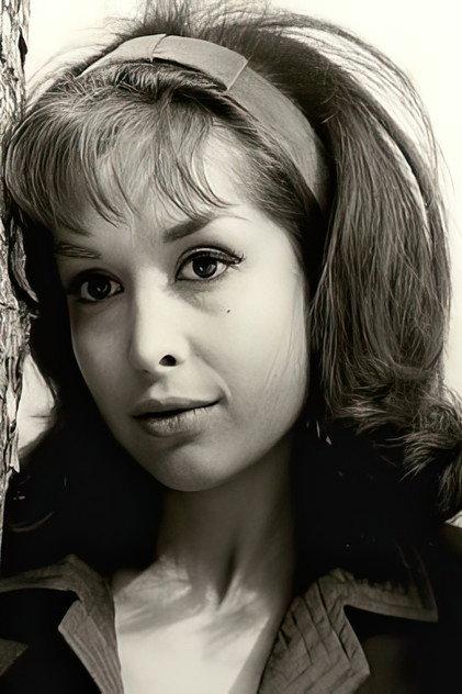 Anne Tonietti - Actor Profile Photo