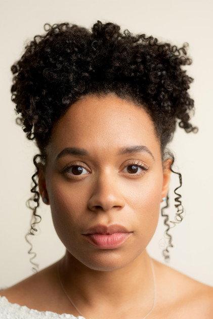 Ellouise Shakespeare-Hart - Actor Profile Photo