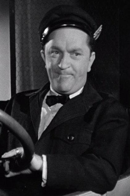 Phil Arnold - Actor Profile Photo