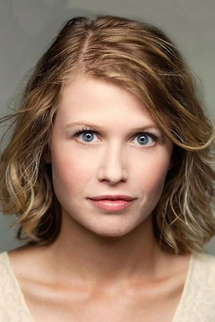 Rose Reynolds - Actor Profile Photo