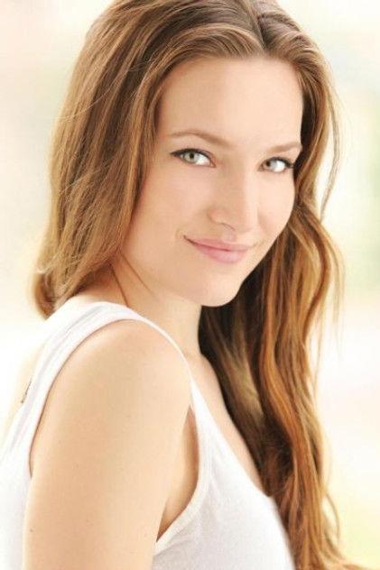 Sari Mercer - Actor Profile Photo