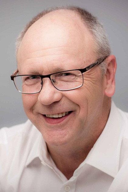 Robert Lee - Actor Profile Photo