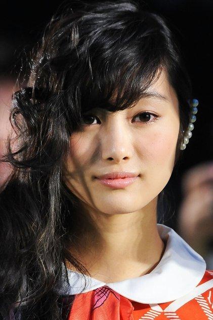 Shioli Kutsuna - Actor Profile Photo