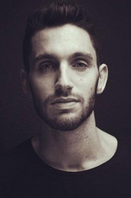 Simon Garshasebi - Actor Profile Photo