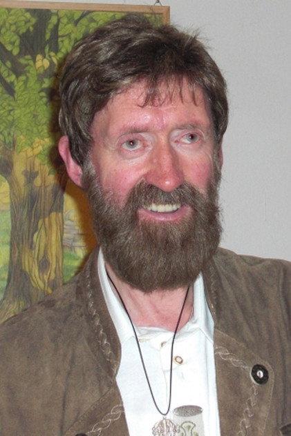 Sam Hess - Actor Profile Photo